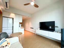 Vacanza @ East (D14), Condominium #467680371